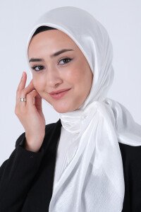 Ekru Janjan Eşarp 