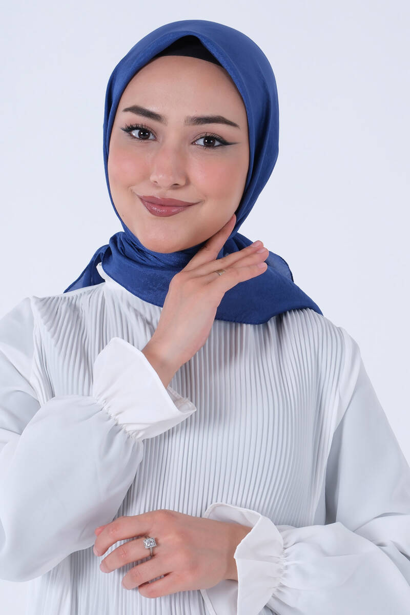 Koyu İndigo Brisa Vual Eşarp