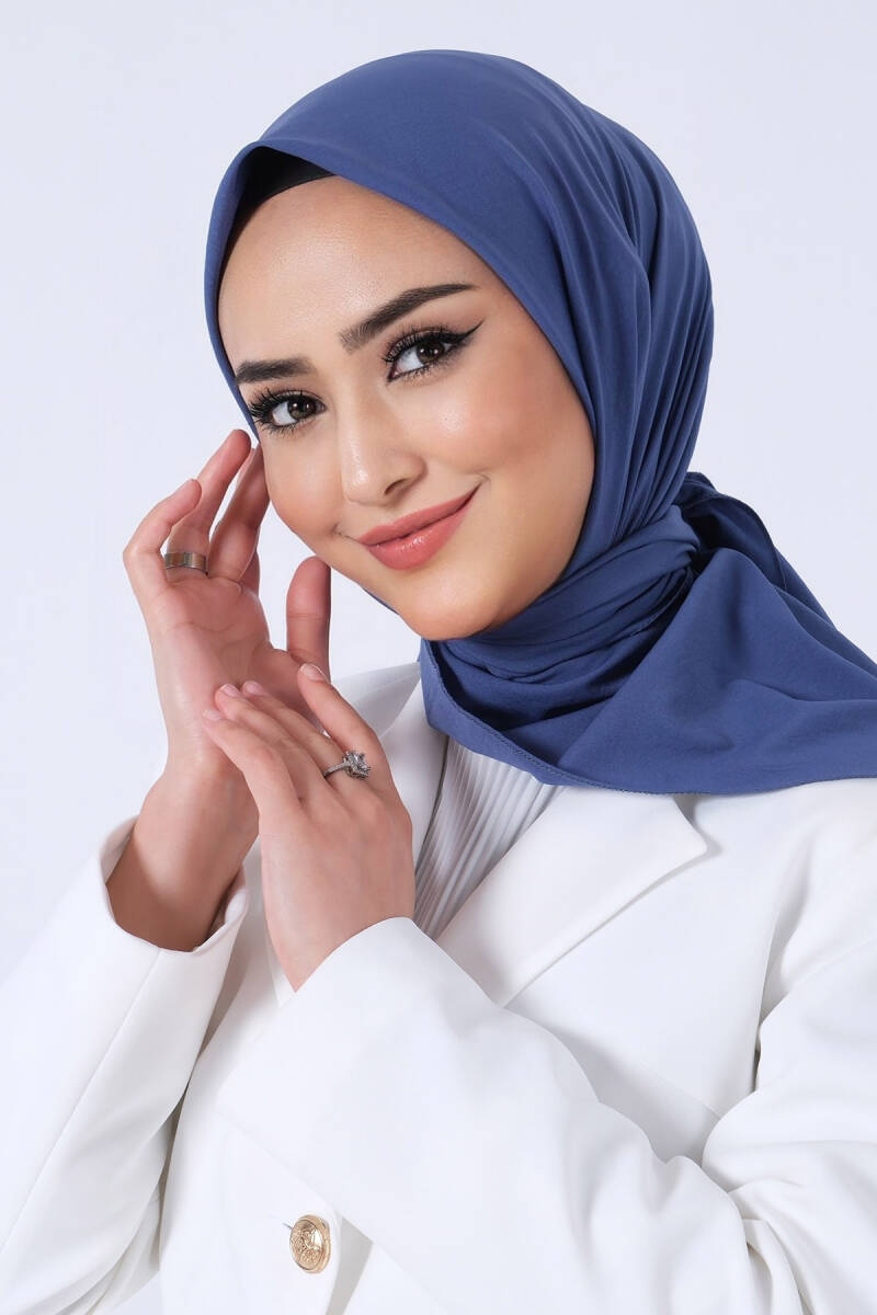 Parliament  Asya Eşarp