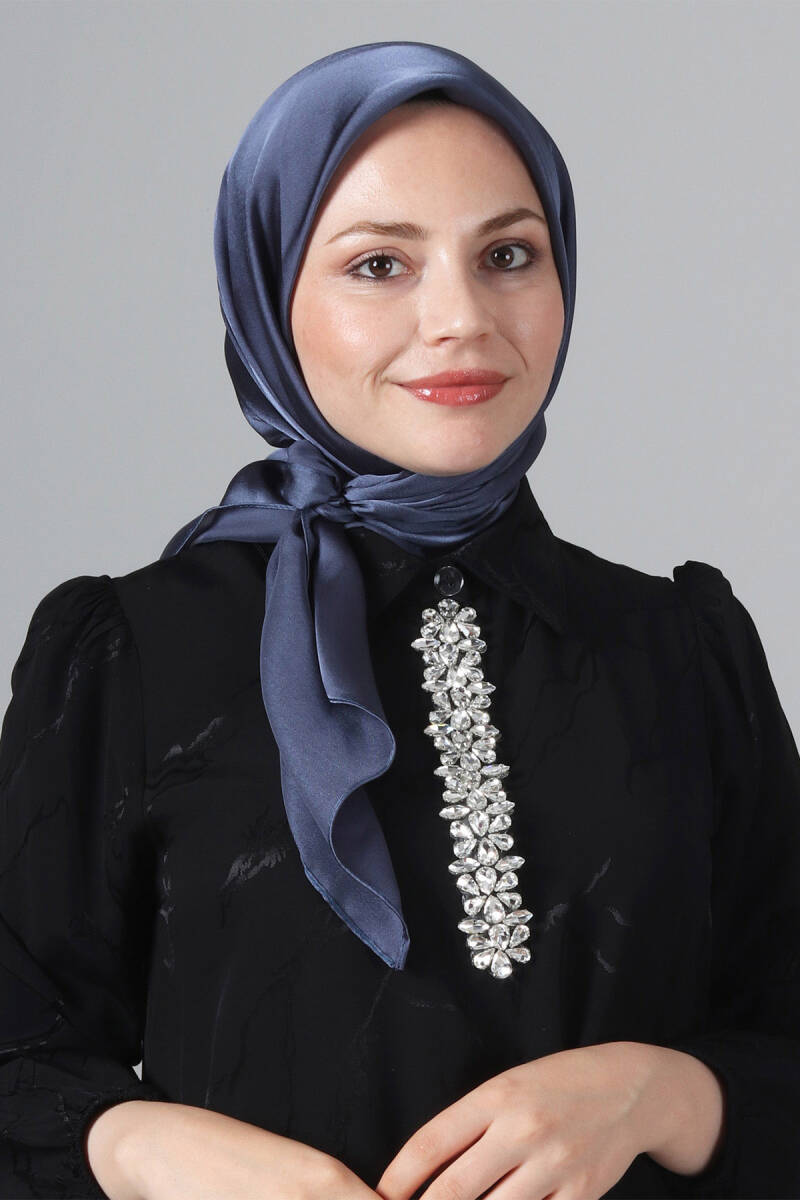 V-15 Como Saten Eşarp