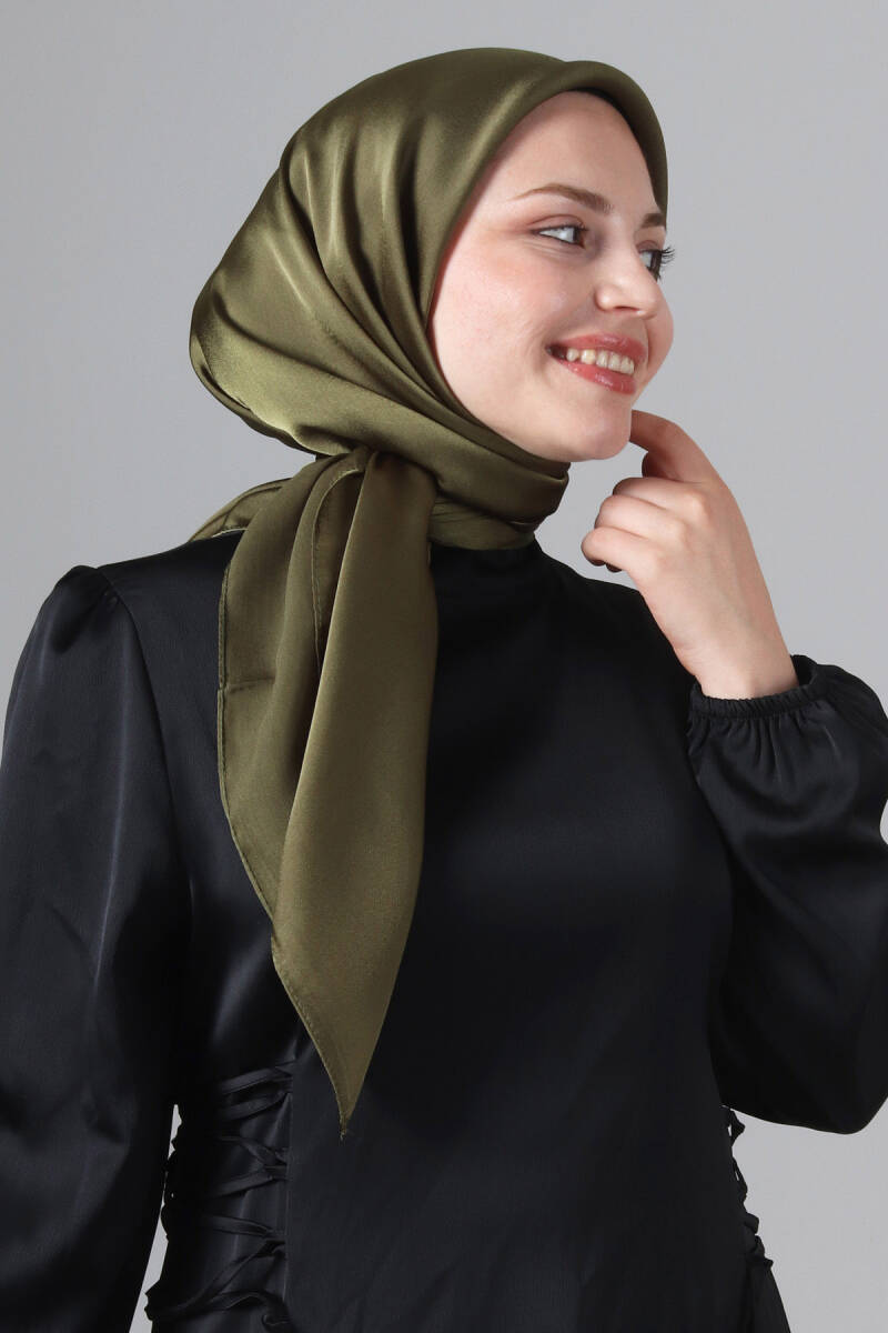 V-50 Como Saten Eşarp