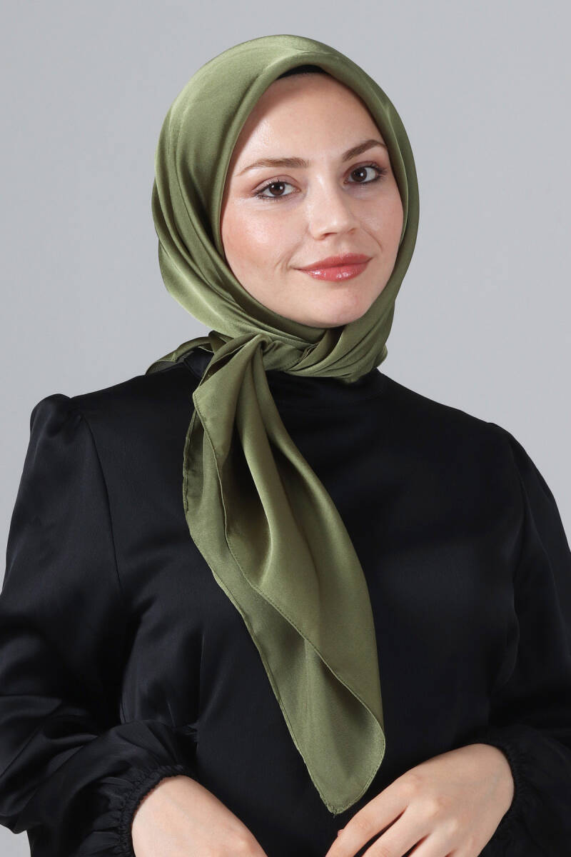 V-51 Como Saten Eşarp