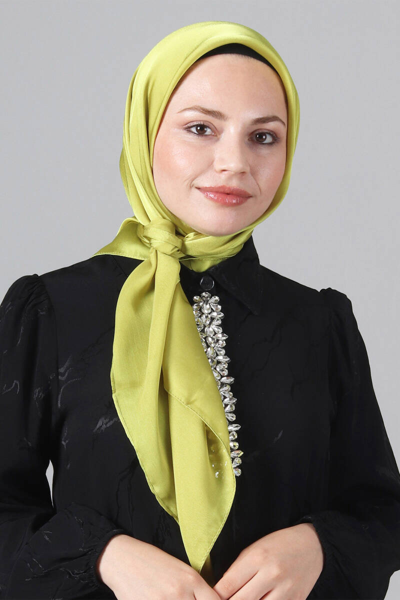 V-54 Como Saten Eşarp