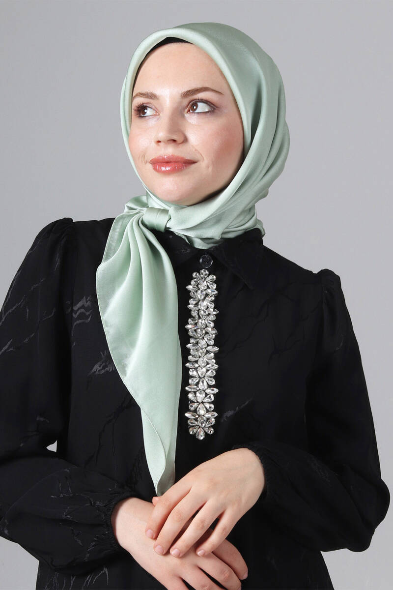 V-55 Como Saten Eşarp