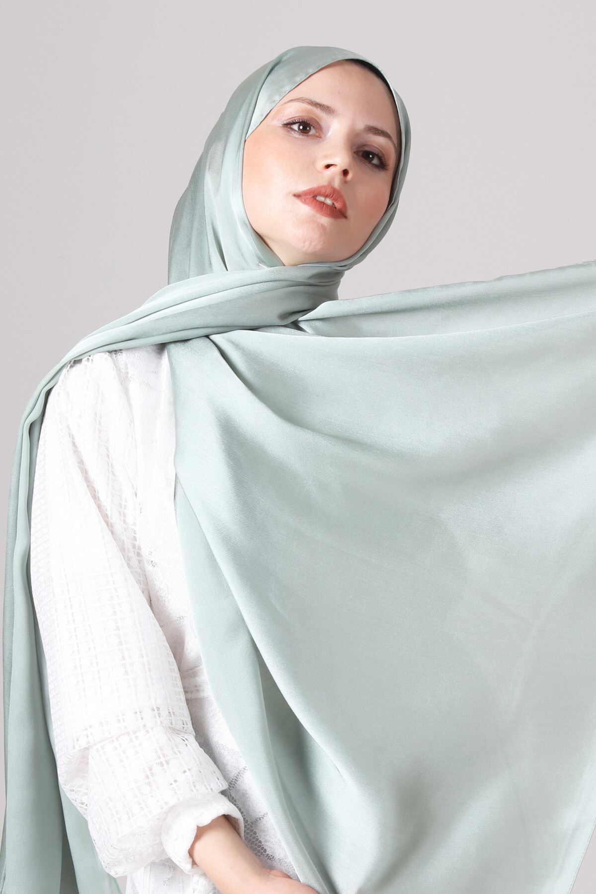 V-57 Como Saten Şal - harem