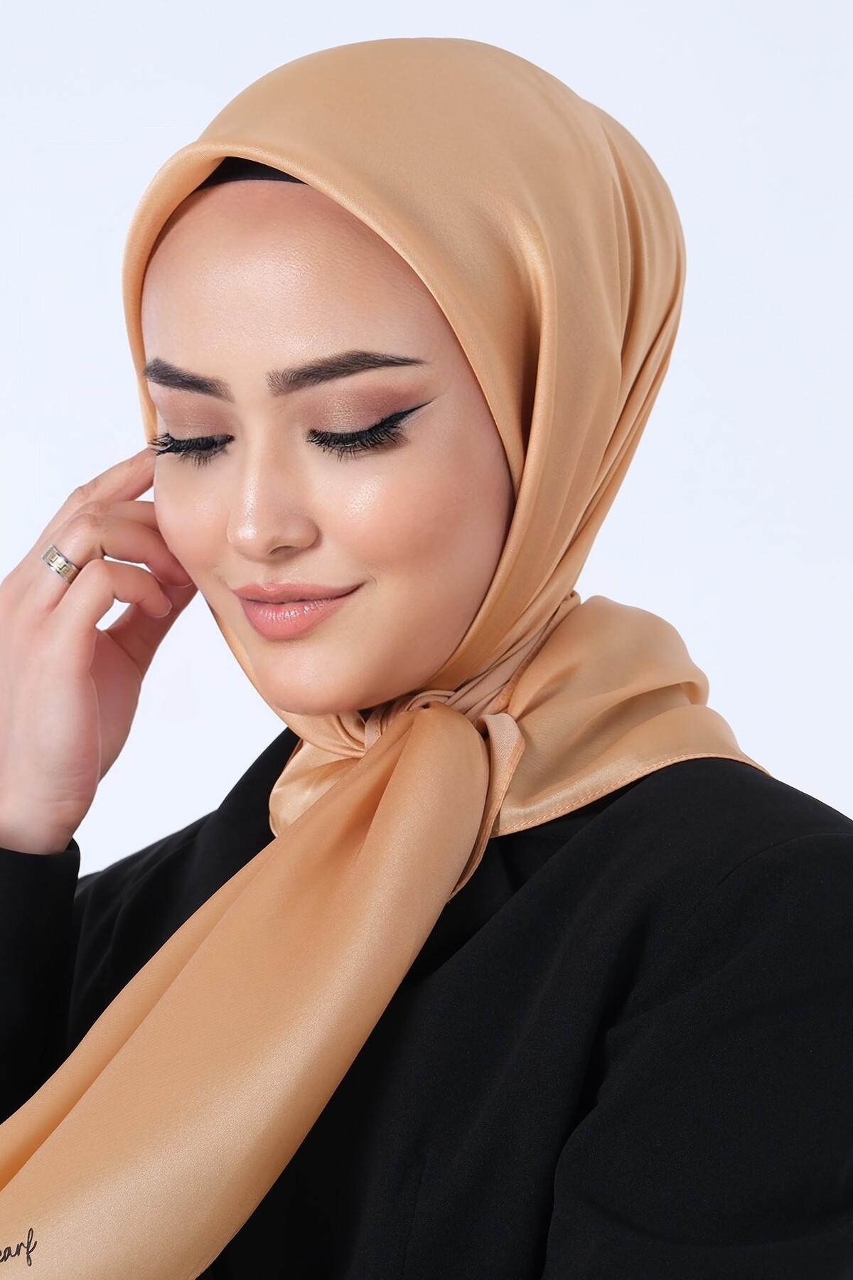 V-60 Kristal Saten Eşarp - harem