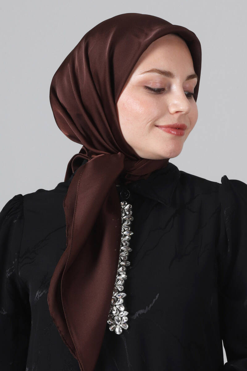 V-61 Como Saten Eşarp