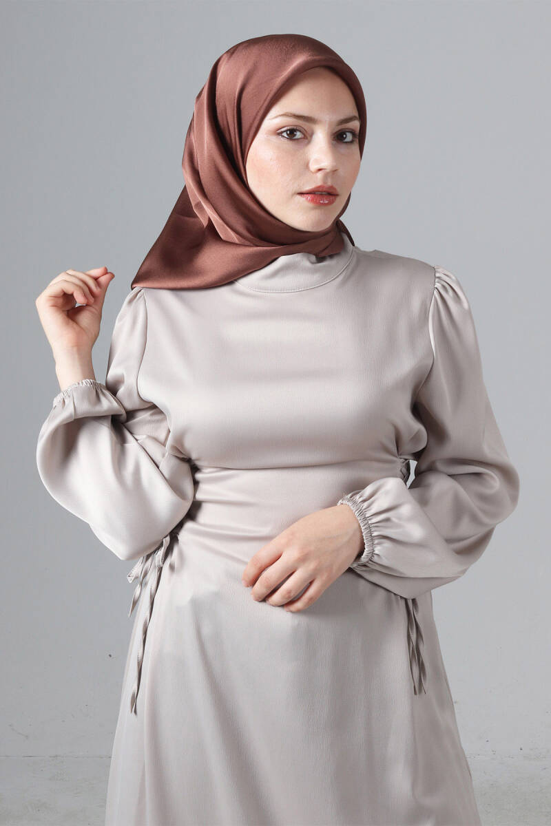 V-63 Como Saten Eşarp