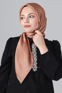 V-67 Como Saten Eşarp 
