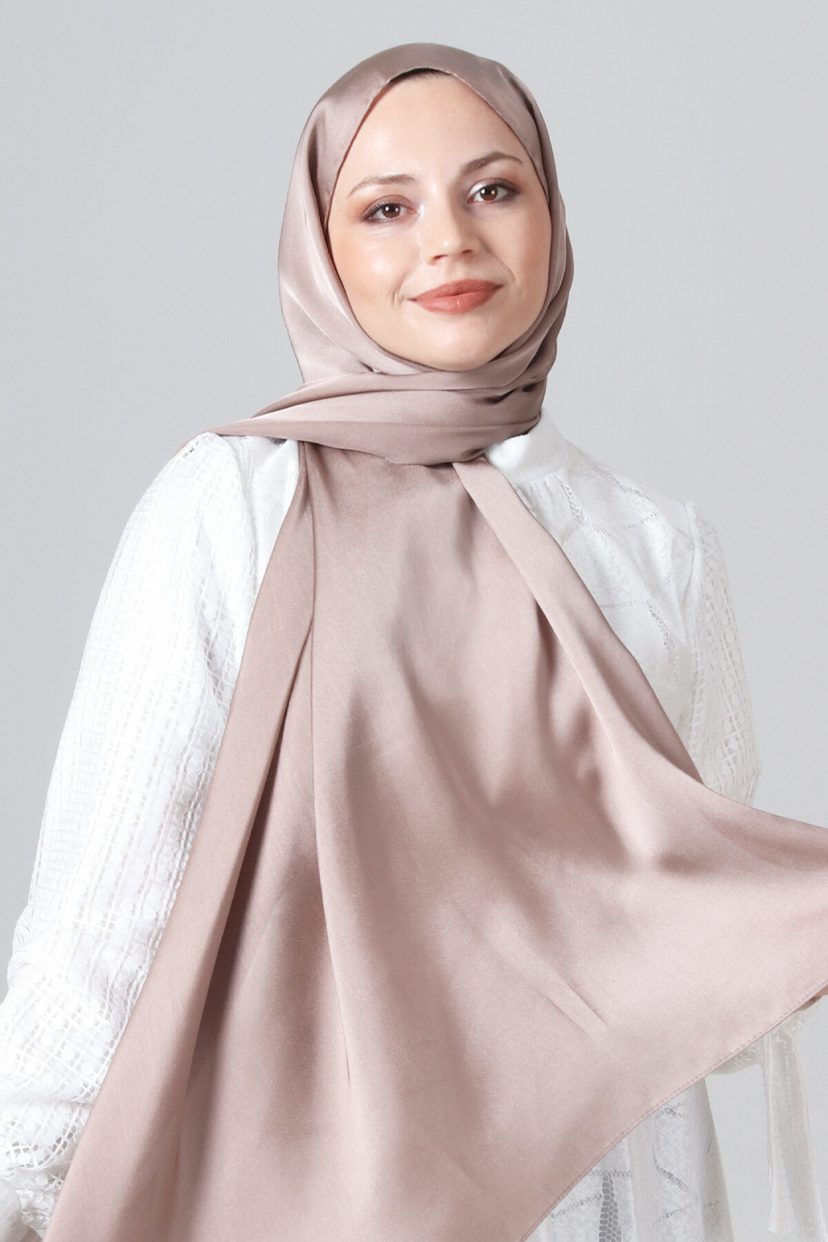 V-68 Como Saten Şal - harem