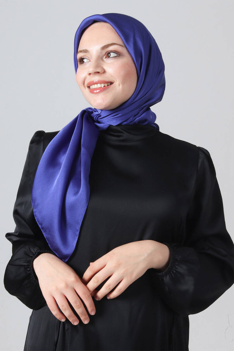 V-7 Como Saten Eşarp