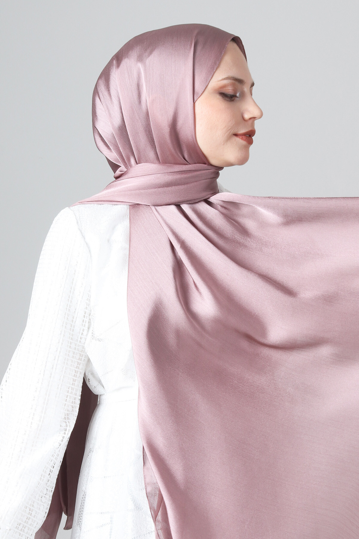 V-85 Como Saten Şal - harem