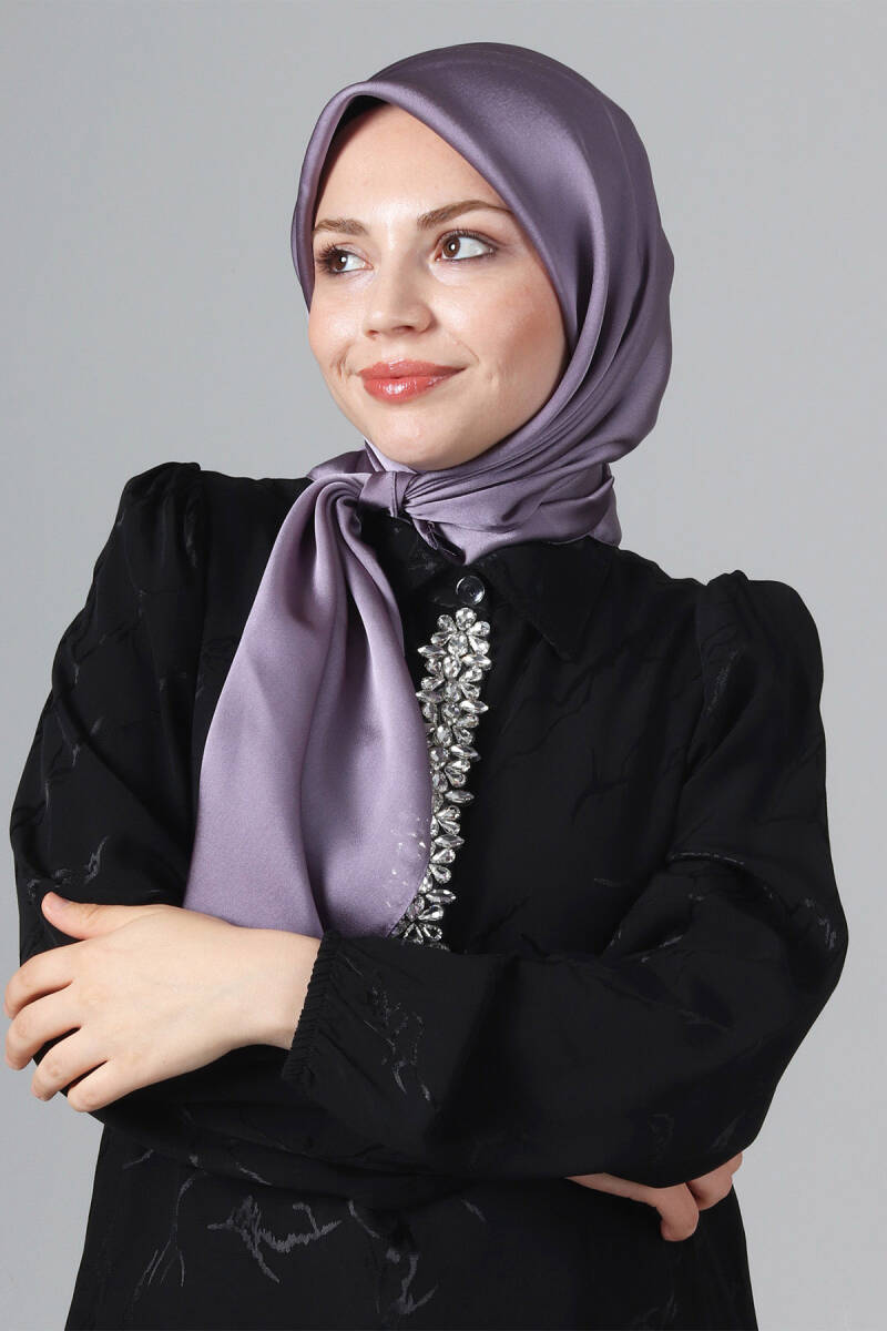 V-86 Como Saten Eşarp