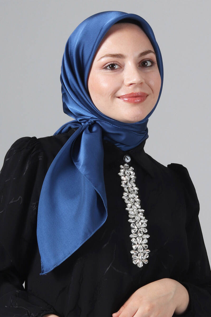 V-9 Como Saten Eşarp